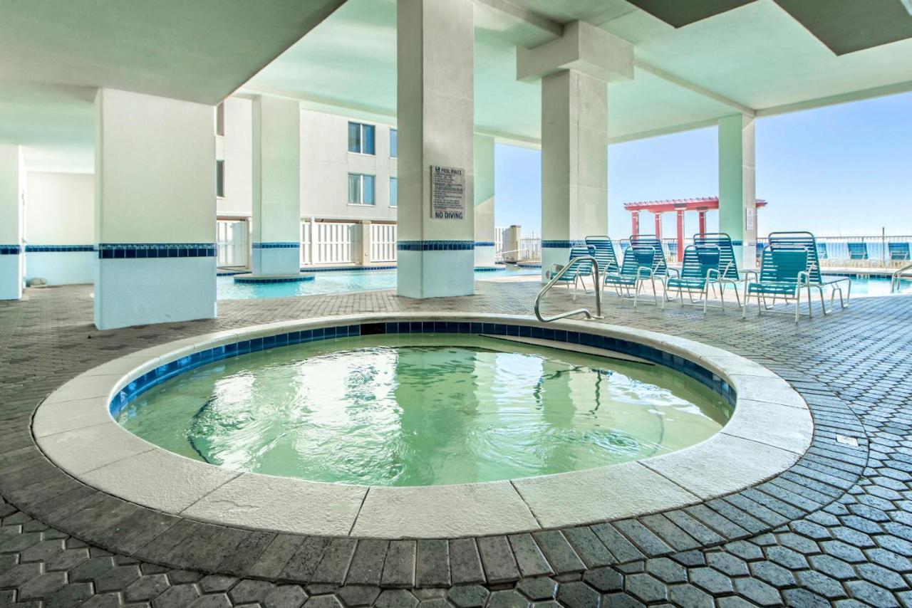 Majestic Towers 1-2205 Holiday home *